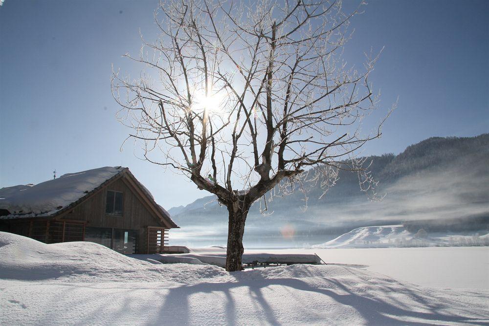 Strandhotel Am Weissensee Luaran gambar