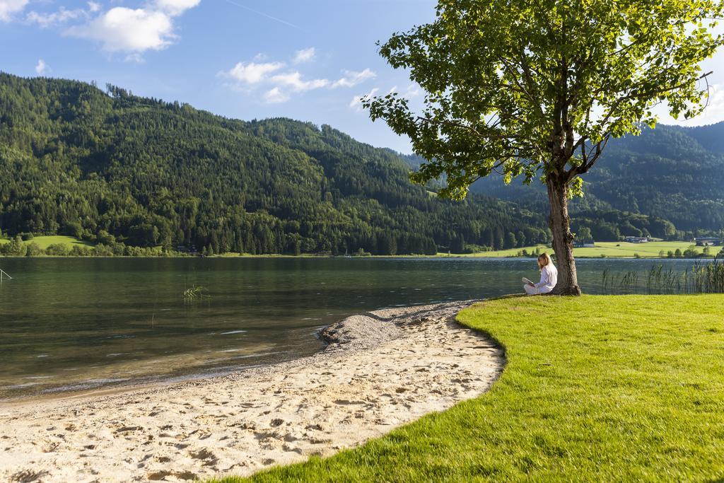 Strandhotel Am Weissensee Luaran gambar