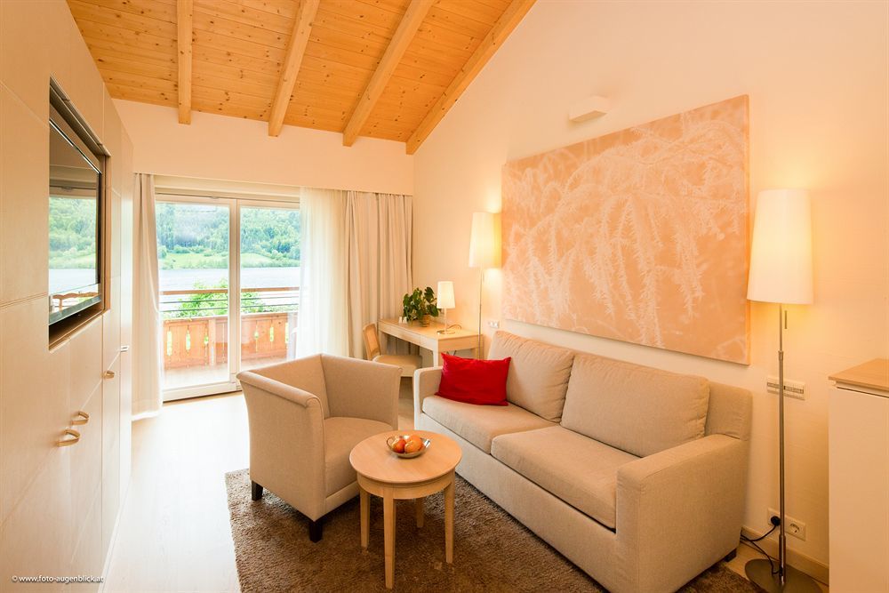 Strandhotel Am Weissensee Luaran gambar